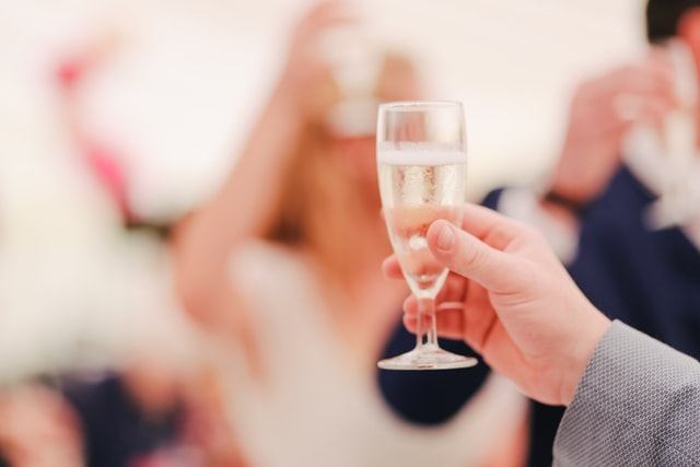 How to write a wedding toast
